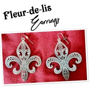 Fleur-de-lis Silver Earrings